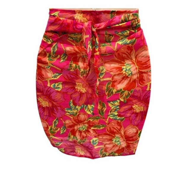 Beach Riot Melanie Floral Sarong In Miami Peony O/S Lightweight Cover-Up - Picture 4 of 5